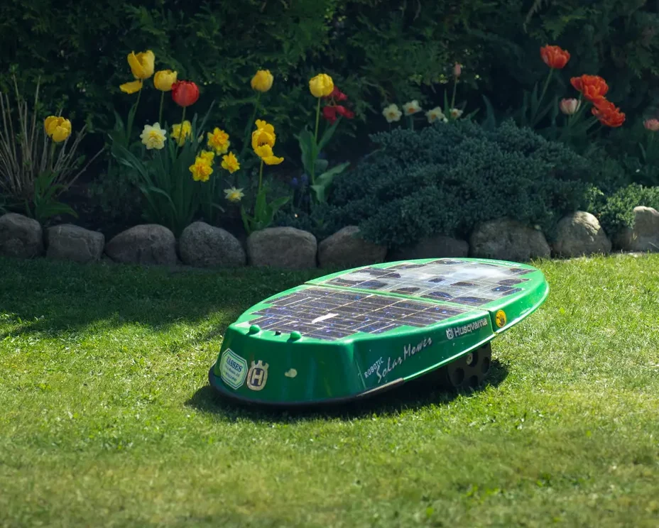 Mit der Einführung der Modelle Husqvarna Solarmower und Automower leistet Husqvarna Pionierarbeit. Husqvarna Solarmower